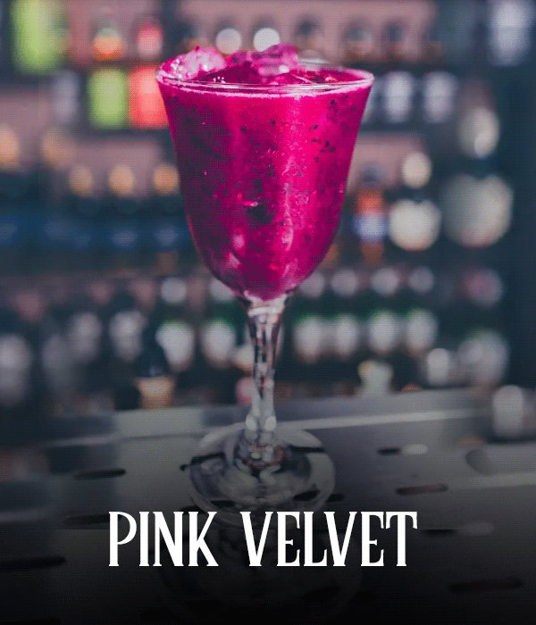 Drink elaborado por nossos Bartenders  Composição: Gin Beefeater Pink, Pitaia ,Geléia de frutas, Xarope de rosas e Suco de limão siciliano