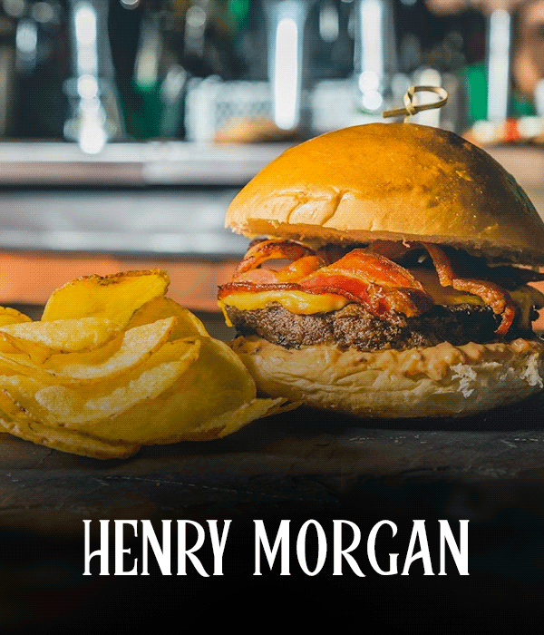 Burger Black Angus de 200gr, feito aqui no Pub, molho tasty, Queijo Prato, Bacon no Pão de Brioche. Acompanha Batata chips.